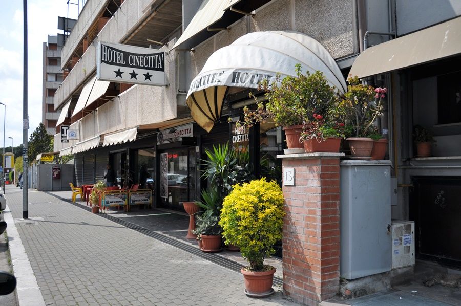 Hotel Cinecitta โรม ภายนอก รูปภาพ