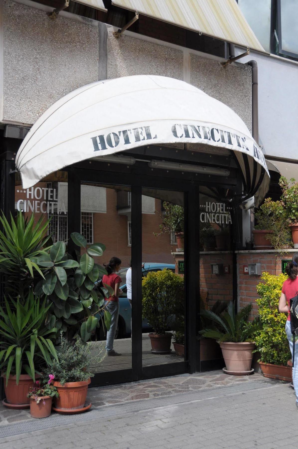 Hotel Cinecitta โรม ภายนอก รูปภาพ