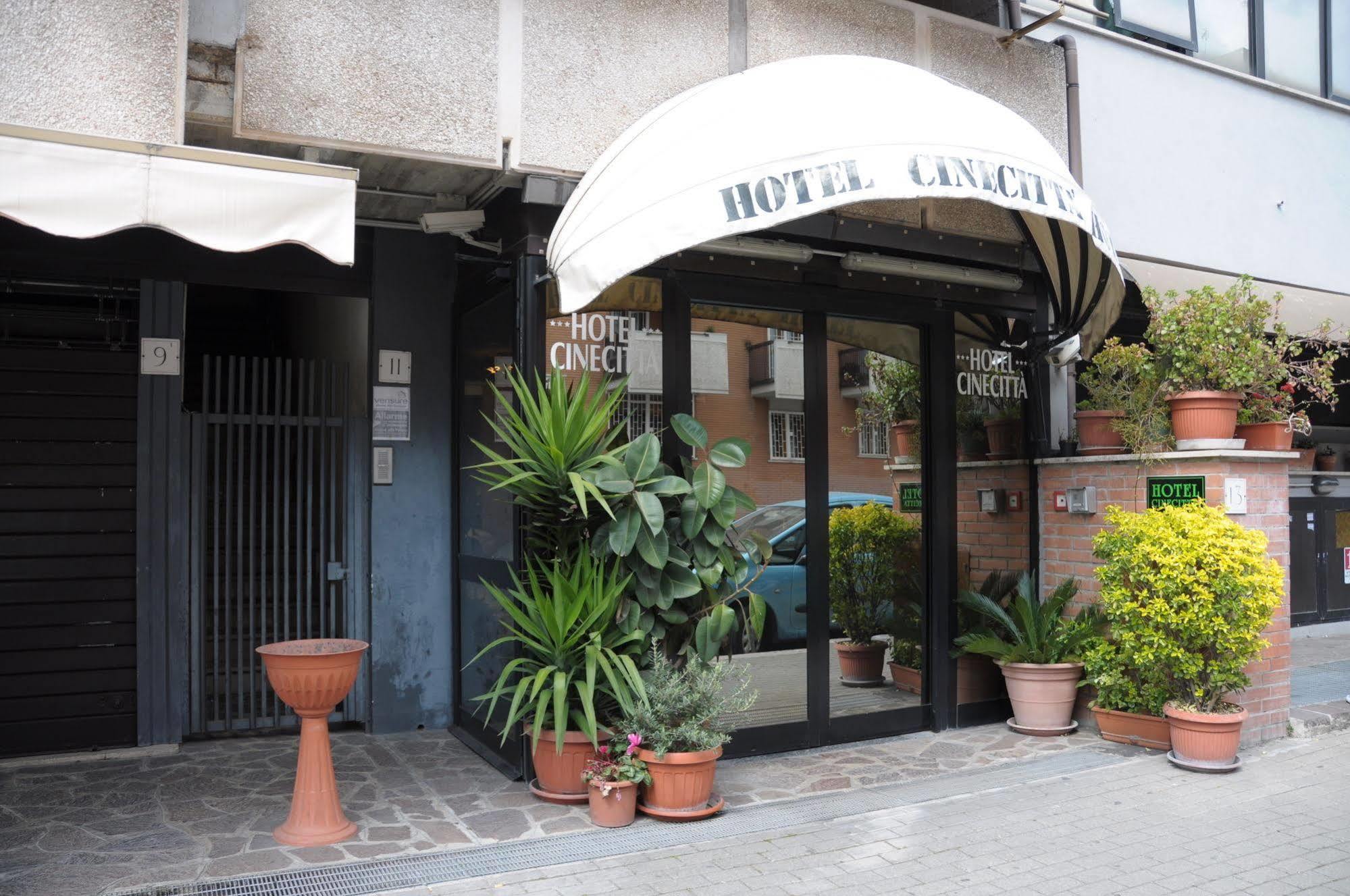 Hotel Cinecitta โรม ภายนอก รูปภาพ