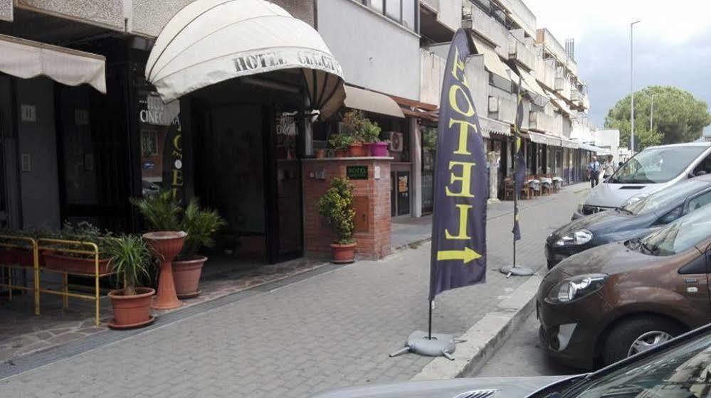 Hotel Cinecitta โรม ภายนอก รูปภาพ